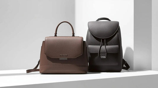 Borsa in pelle marrone con manico superiore, design minimalista tra luxury women’s bags