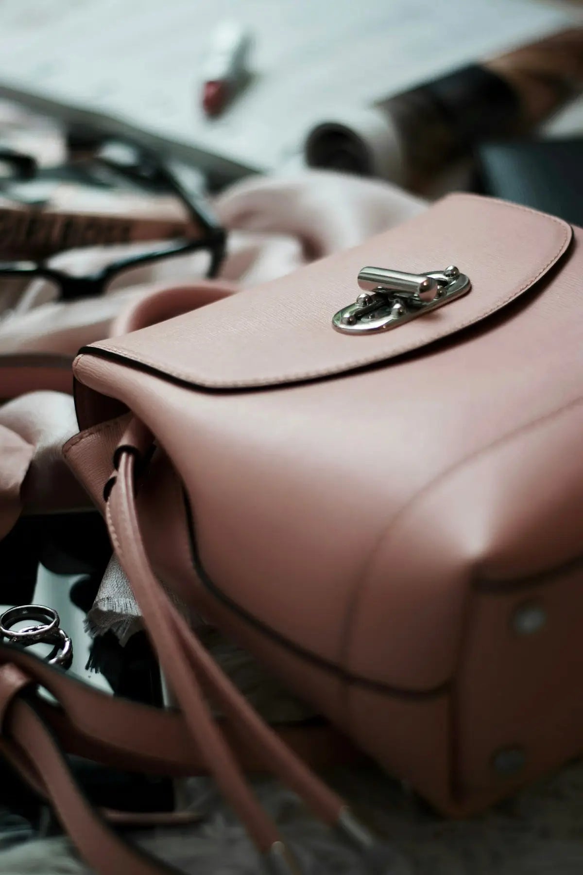 Handbag Eleganti e Vibrazioni Semplici: Acquistare Online Borse e Portafogli per Donne - Stile Donna Bags