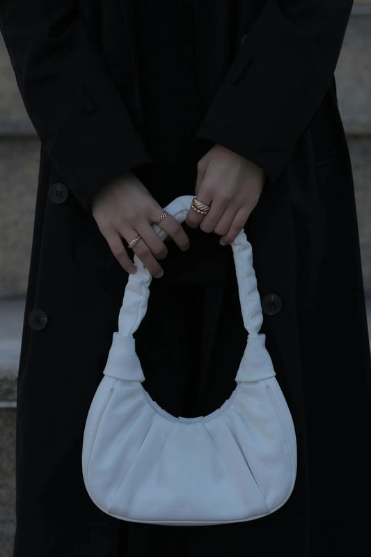 Borsa spalla testurizzata bianca con manico twist, stile donna bags Venezia suede leather