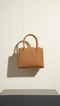 Mini bag a manico in raffia caramello
