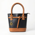 Bucky borsa vera pelle nera medie dimensioni con tracolla regolabile donna – vista frontale