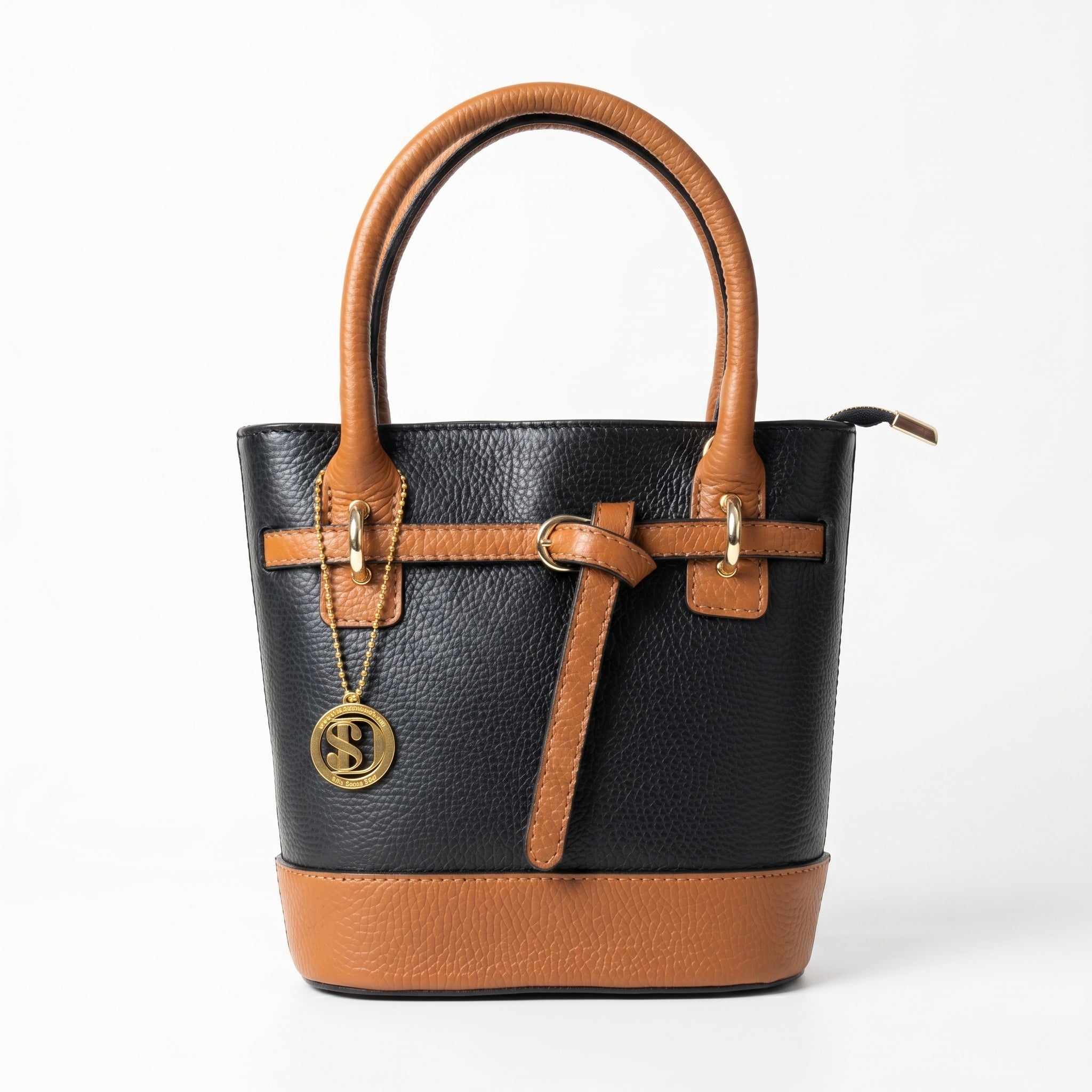 Bucky borsa vera pelle nera medie dimensioni con tracolla regolabile donna – vista frontale