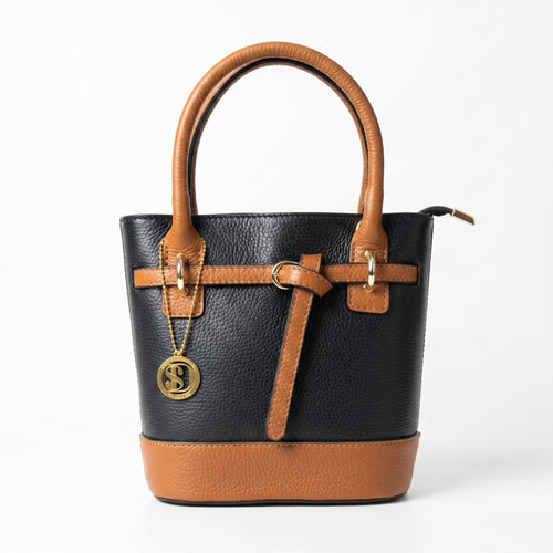 Bucky borsa vera pelle nera medie dimensioni con tracolla regolabile donna – vista frontale