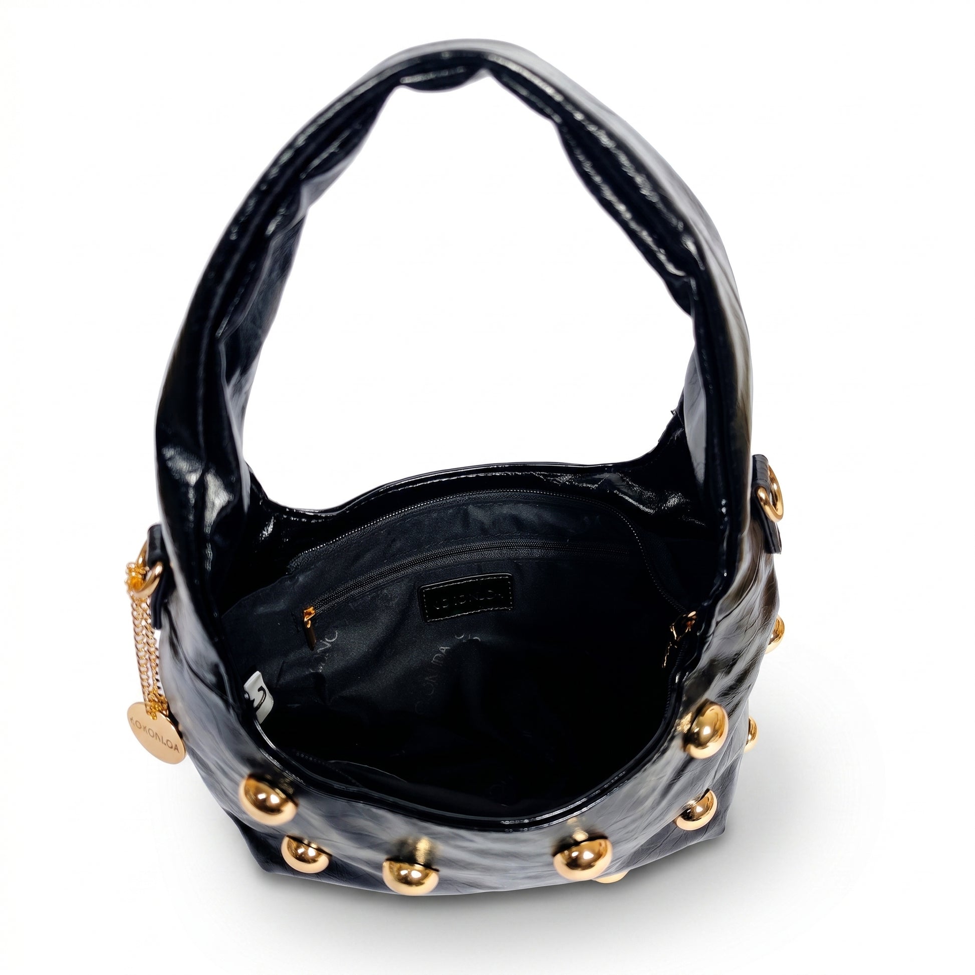 Borsa hobo Coconuda nera ecopelle verniciata con borchie dorate - vista interno aperto