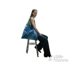 Borsa Hobo Tote in Denim con Stampa Grafica e Dettagli Dorati - Stile Donna Bags