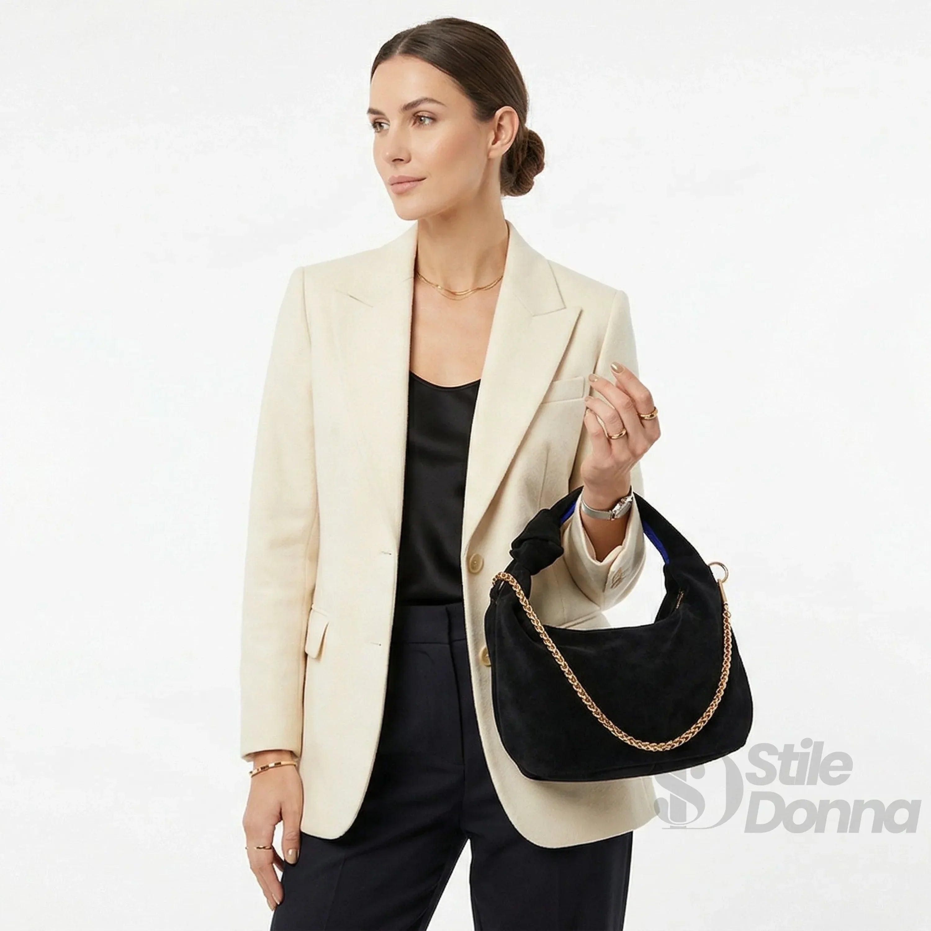 Stile Donna borsa hobo ecopelle scamosciata design italiano donna – borsa indossata