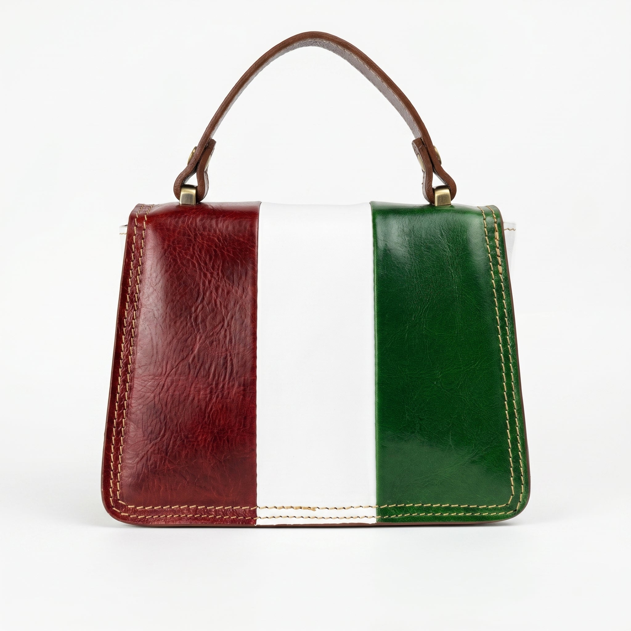Borsa mini torre vera pelle rossa con chiusura magnetica – vista posteriore