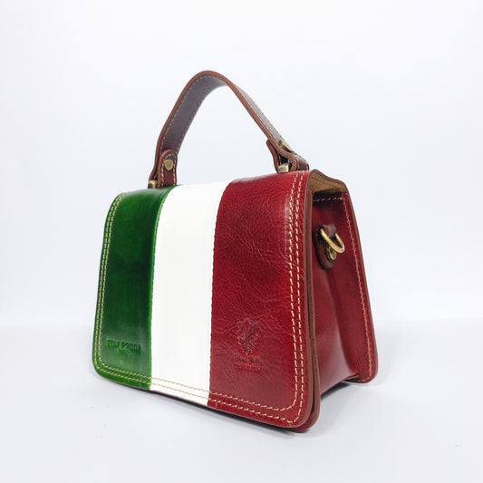 Borsa mini torre vera pelle rossa con chiusura magnetica – dettaglio esterno