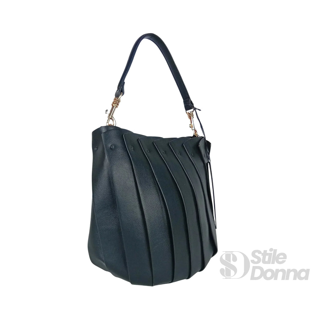 Stile Donna borsa secchiello ecopelle con finiture dorate – dettaglio esterno