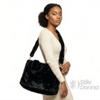 Borsa Tote in Pelliccia Sintetica Color Crema per Outfit Casual e Formali - Stile Donna Bags