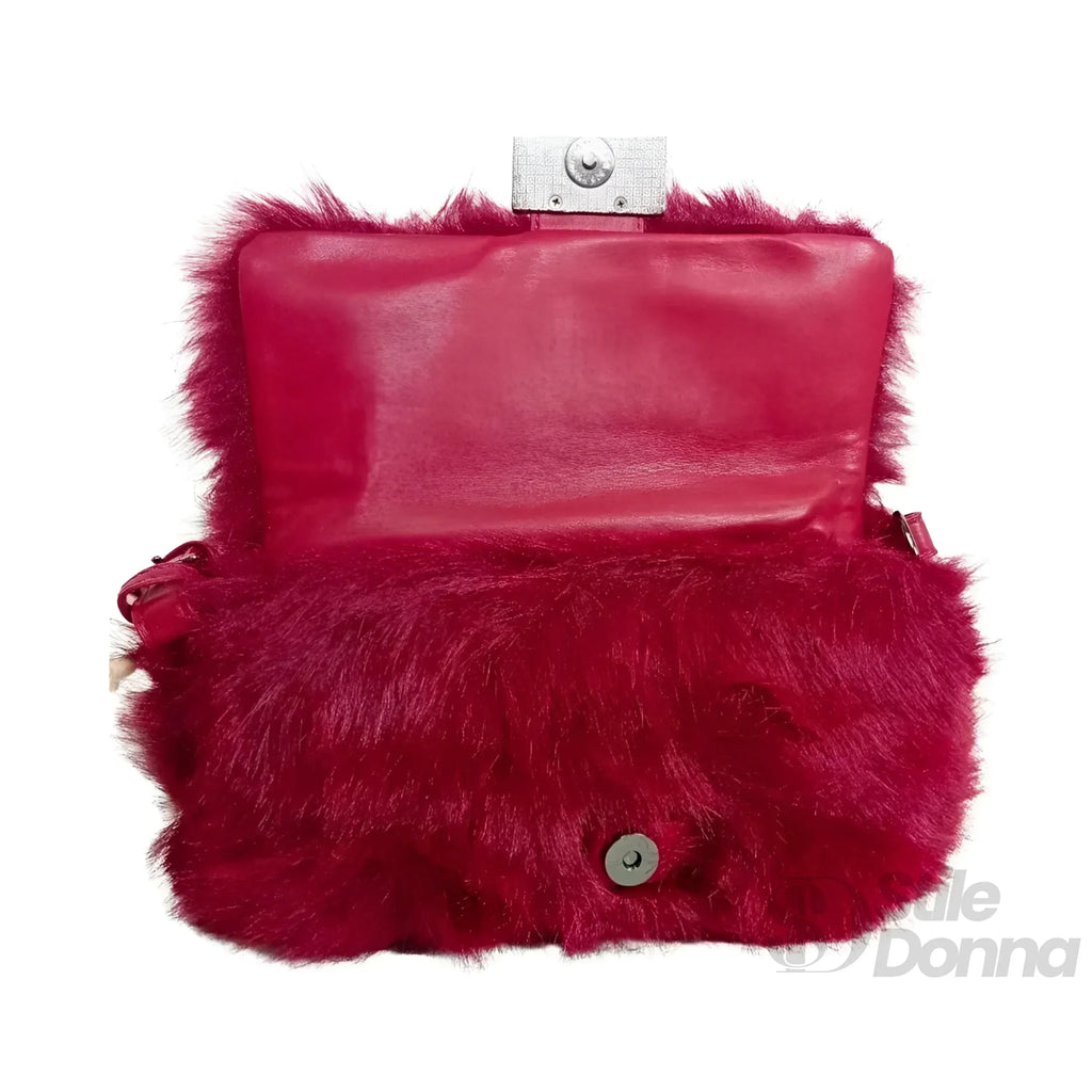 Stile Donna borsa a mano pelliccia sintetica fucsia – dettaglio chiusura