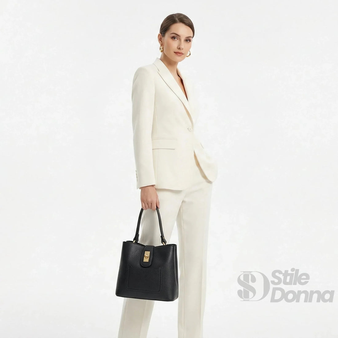 Greta Borsa a Mano in Vera Pelle Italiana con Dettagli Finitura Tono Oro
