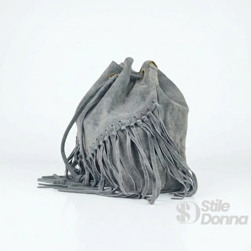 Stile Donna borsa secchiello pelle scamosciata grigia con frange – vista laterale