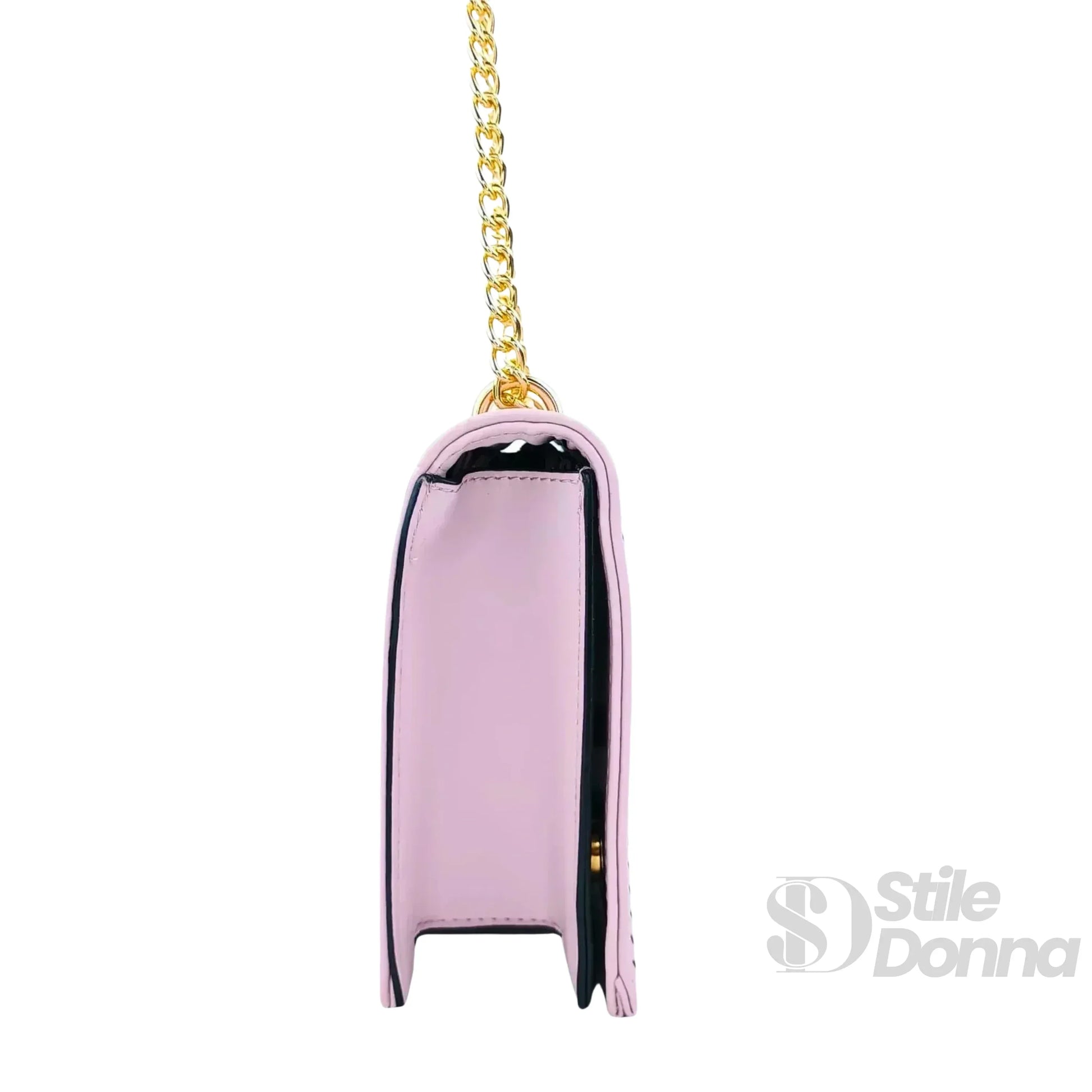 Stile Donna borsa a tracolla ecopelle viola con catena dorata donna – borsa indossata
