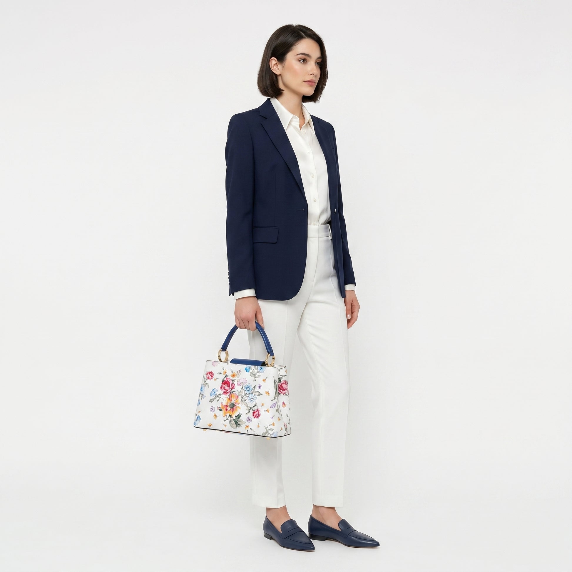 Stile Donna borsa a tracolla vera pelle made in Italy stampa floreale donna – borsa indossata