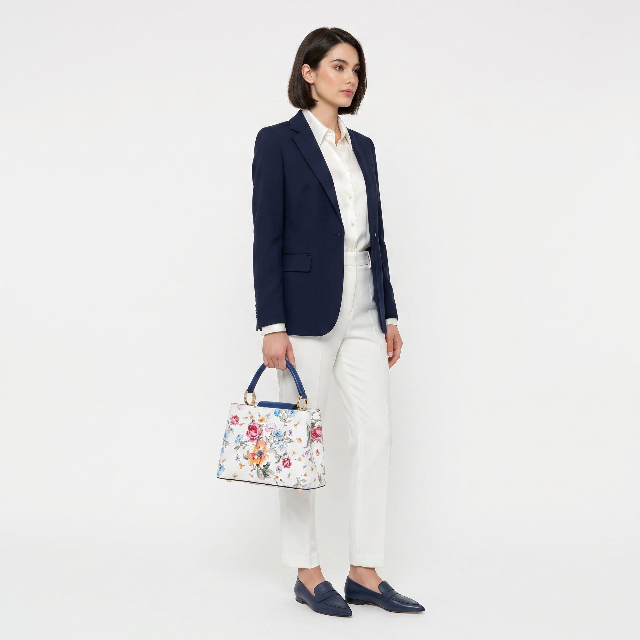 Stile Donna borsa a tracolla vera pelle made in Italy stampa floreale donna – borsa indossata
