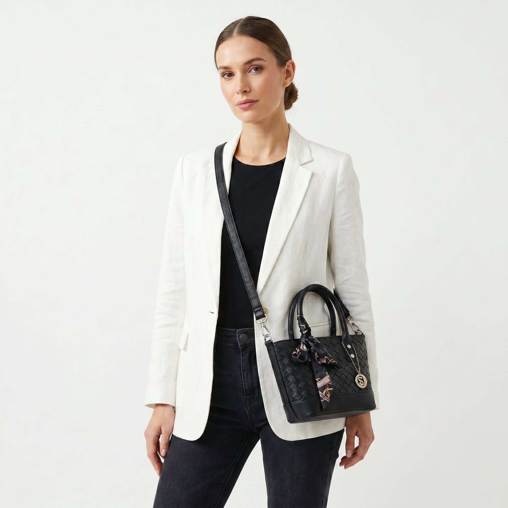 Borsa della Spesa in Ecopelle Nera Intrecciata con Dettaglio Sciarpa - Borsa shopper - Stile Donna Bags