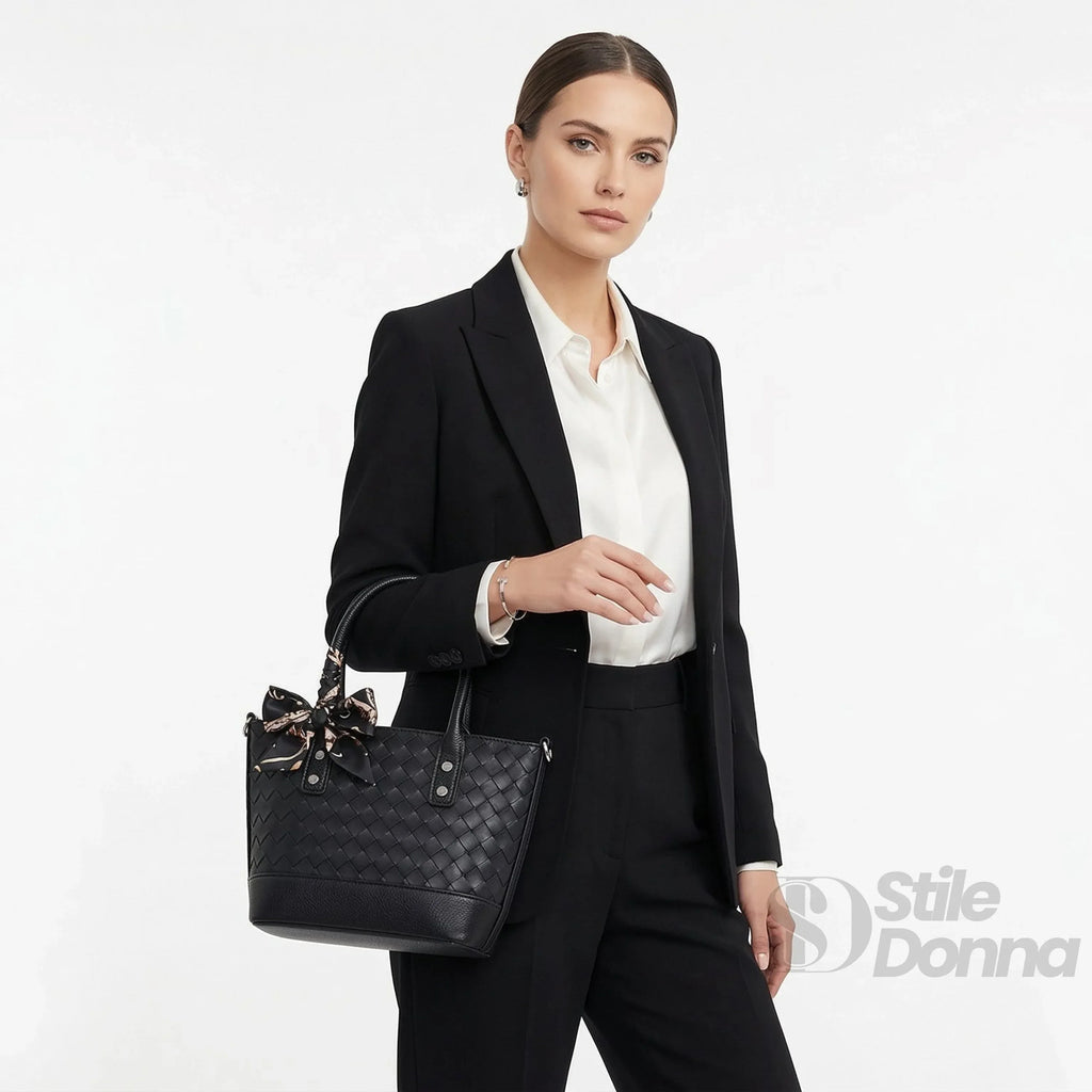 Stile Donna borsa shopper ecopelle nera intrecciata con sciarpa tote – vista laterale