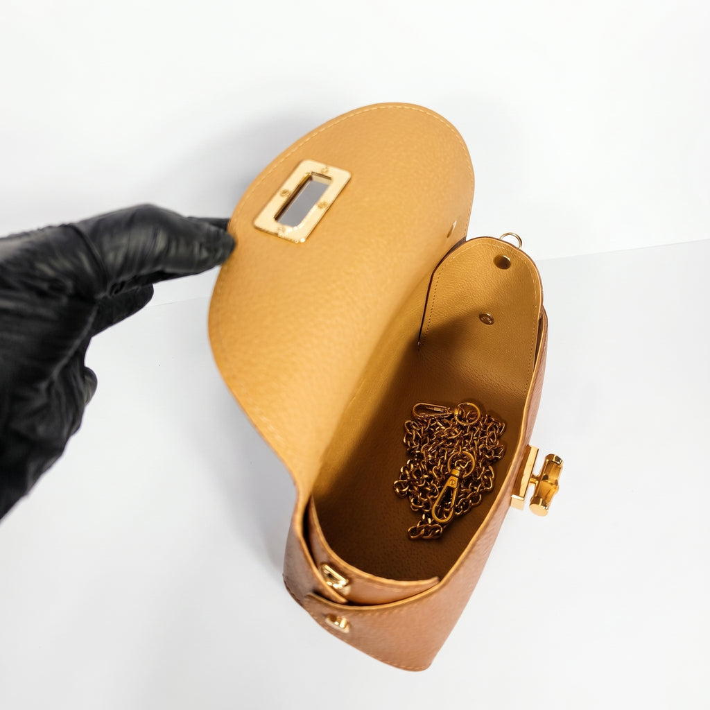 Amina mini borsa donna vera pelle con catena dorata – vista 6
