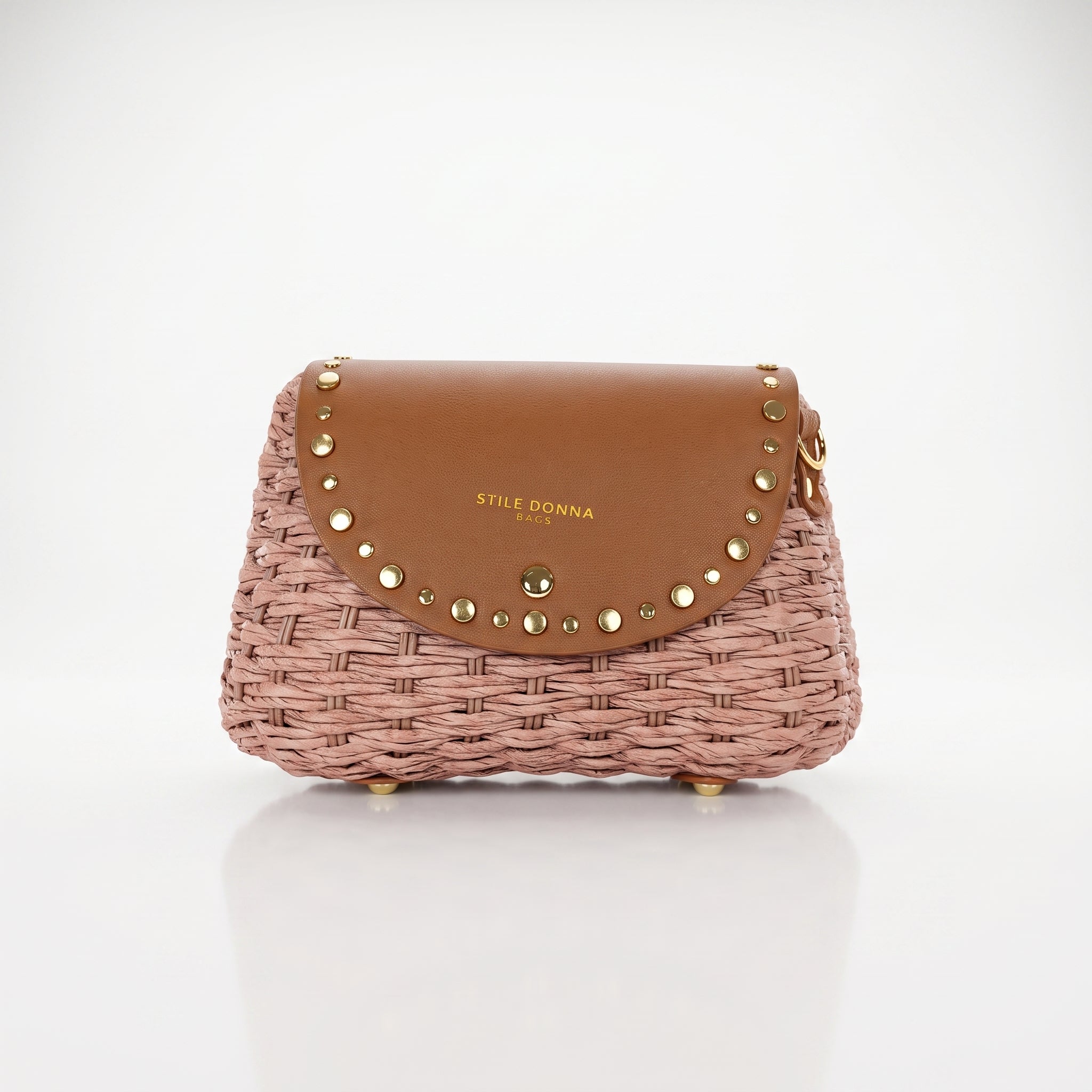 Borsa a Tracolla Stile Donna in Rafia con Patta in Ecopelle e Borchie Dorate - Borse a Tracolla - Stile Donna Bags
