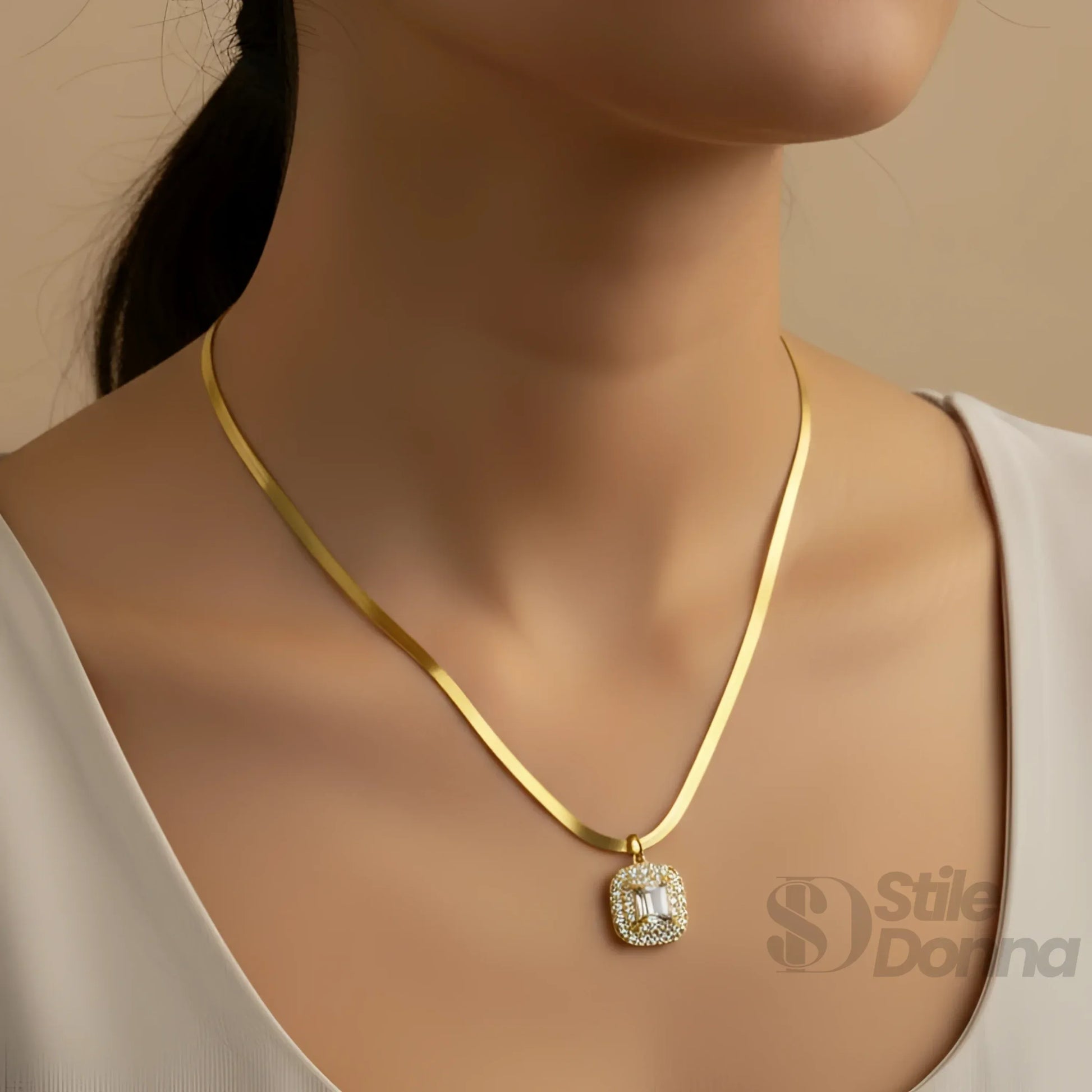 Stile Donna collana herringbone oro ciondolo iniziale pietre – dettaglio