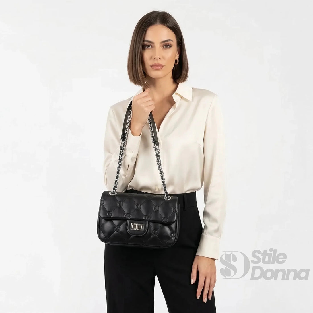 Enrico Coveri Tasche aus Kunstleder mit silberner Ketten-Schulterriemen