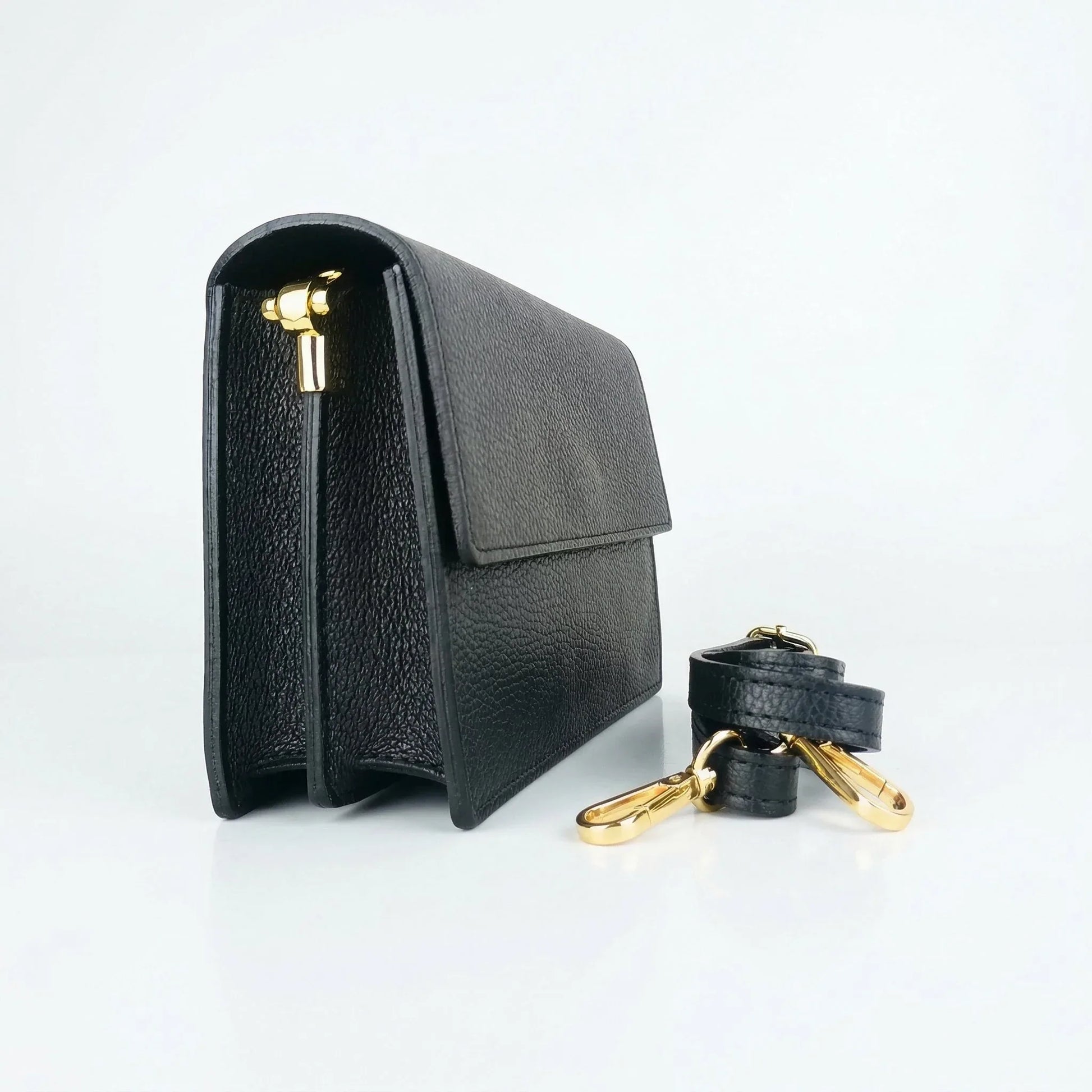 Luxe Crossbody borsa a tracolla vera pelle – dettaglio chiusura