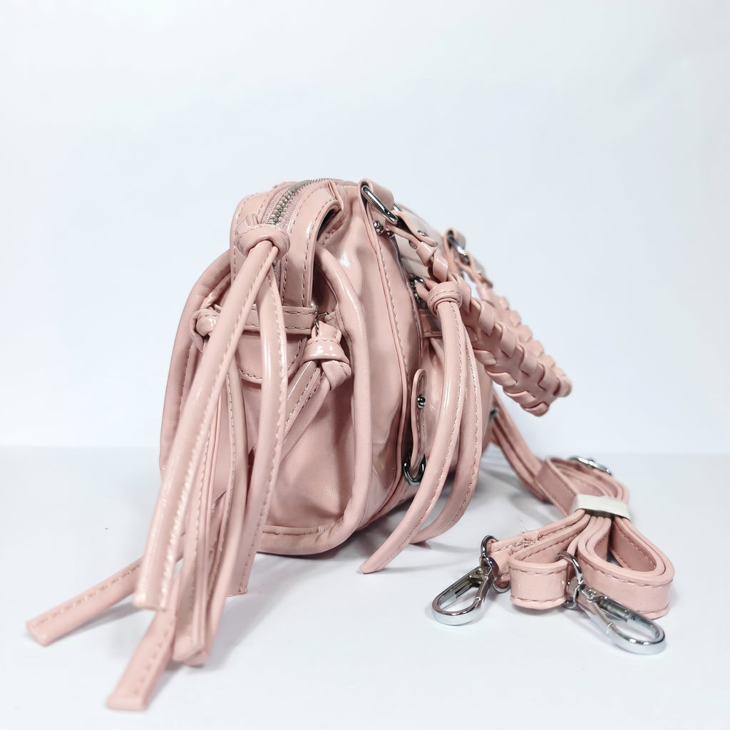 Mini bauletto Coconuda rosa cipria ecopelle manici intrecciati frange laterali - vista laterale