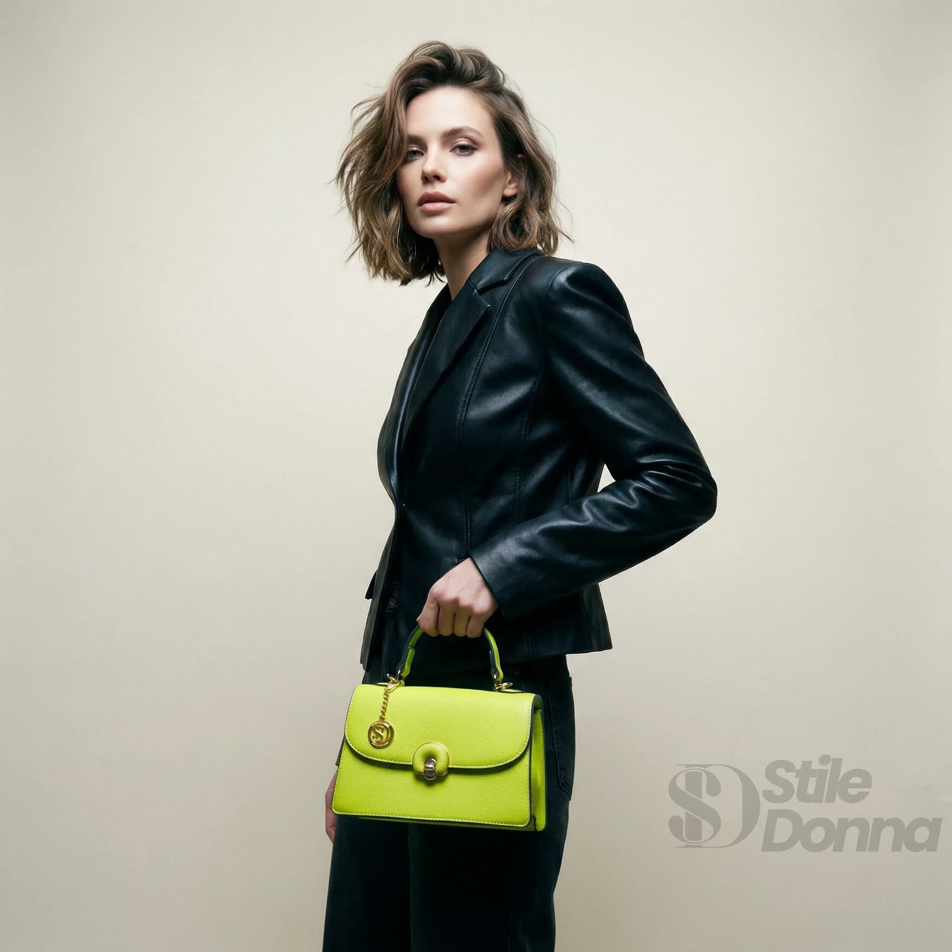 Stile Donna mini borsa elegante similpelle verde dettagli oro – vista laterale