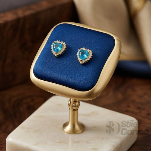 Stile Donna orecchini a perno azure heart halo cuore azzurro – vista laterale