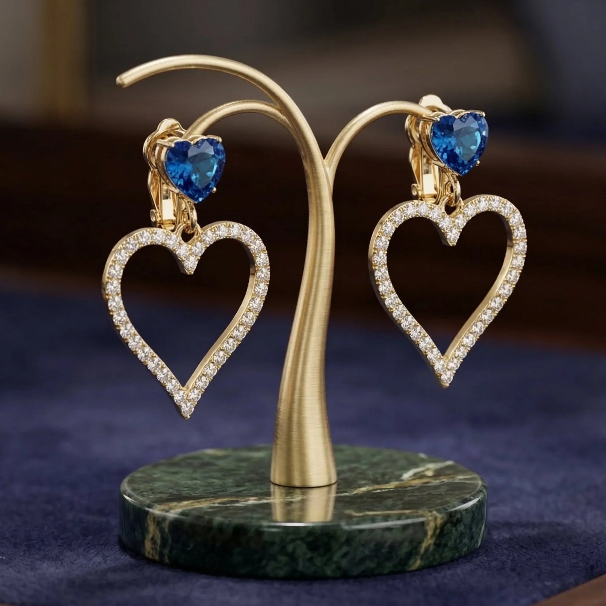 Orecchini a Cuore Pendenti Cristallo Blu | Vista frontale | Blu