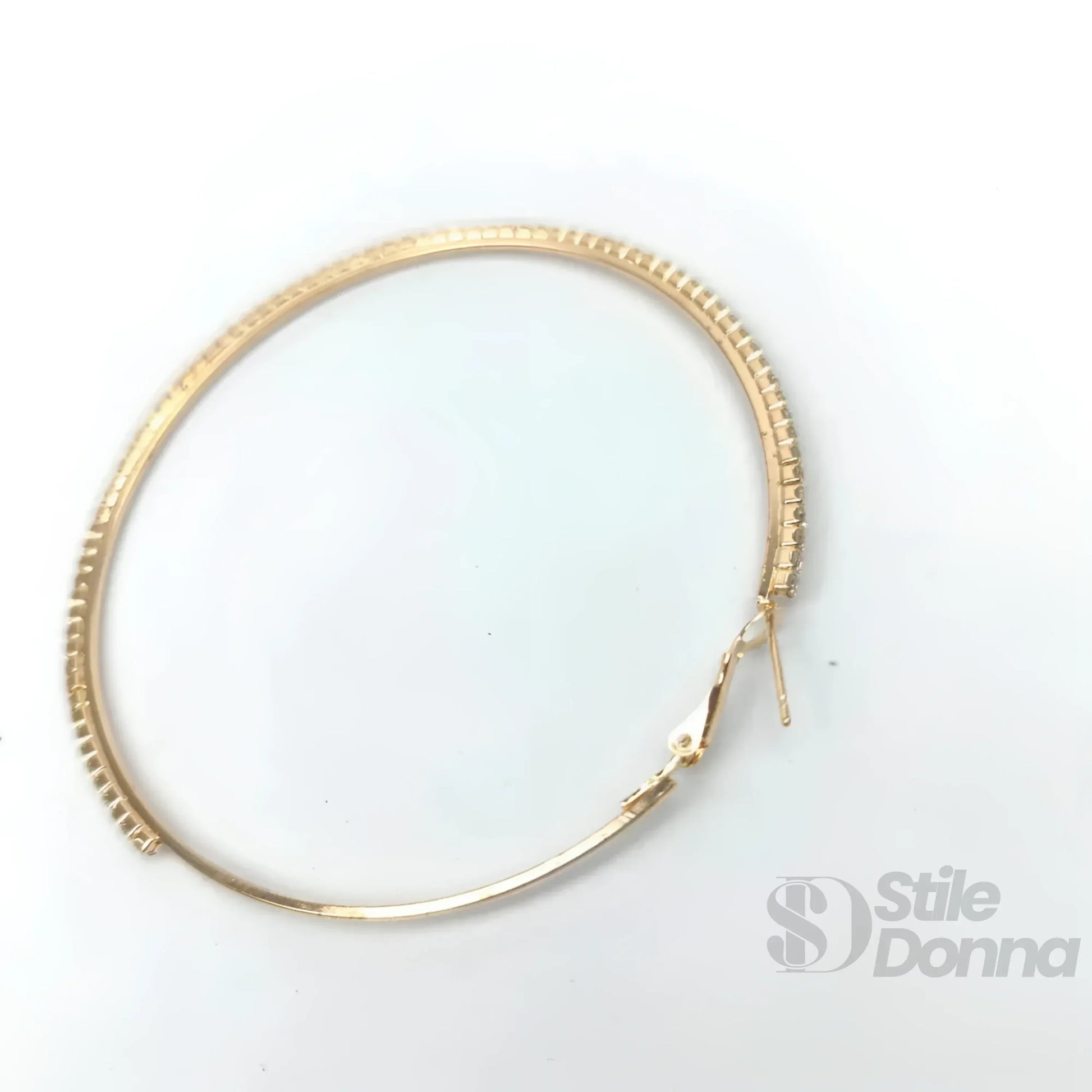 Stile Donna orecchini a cerchio testurizzati lusso oro e argento – vista posteriore