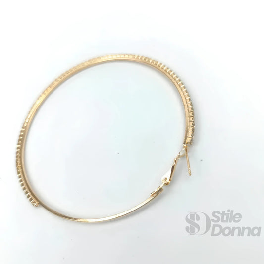 Stile Donna orecchini a cerchio testurizzati lusso oro e argento – vista posteriore