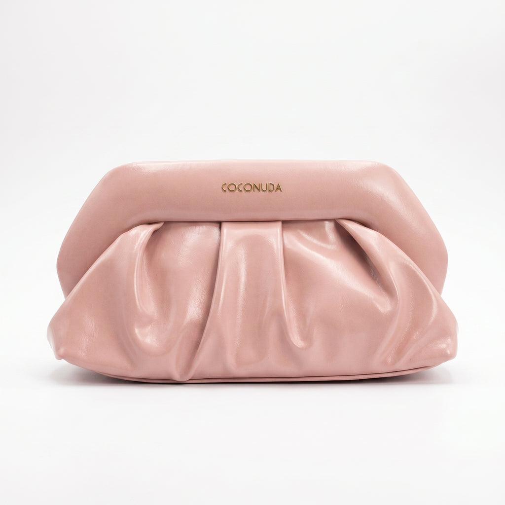 Pochette drappeggiata Coconuda rosa ecopelle verniciata con catena dorata - vista frontale
