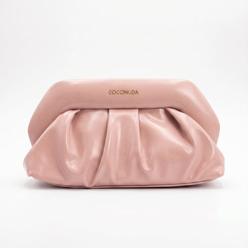 Pochette drappeggiata Coconuda rosa ecopelle verniciata con catena dorata - vista frontale