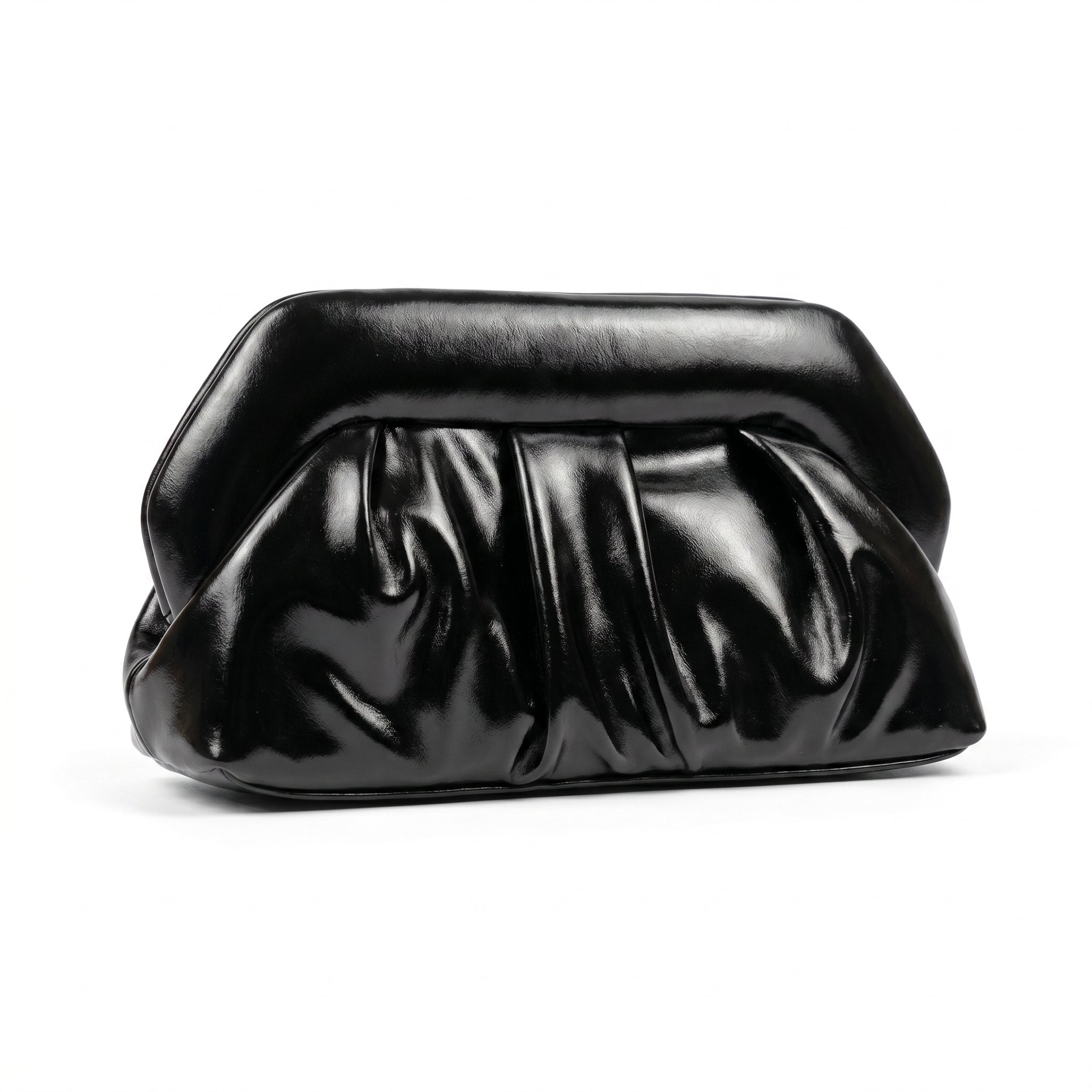 Pochette Coconuda nera ecopelle verniciata lucida - dettaglio chiusura a clip