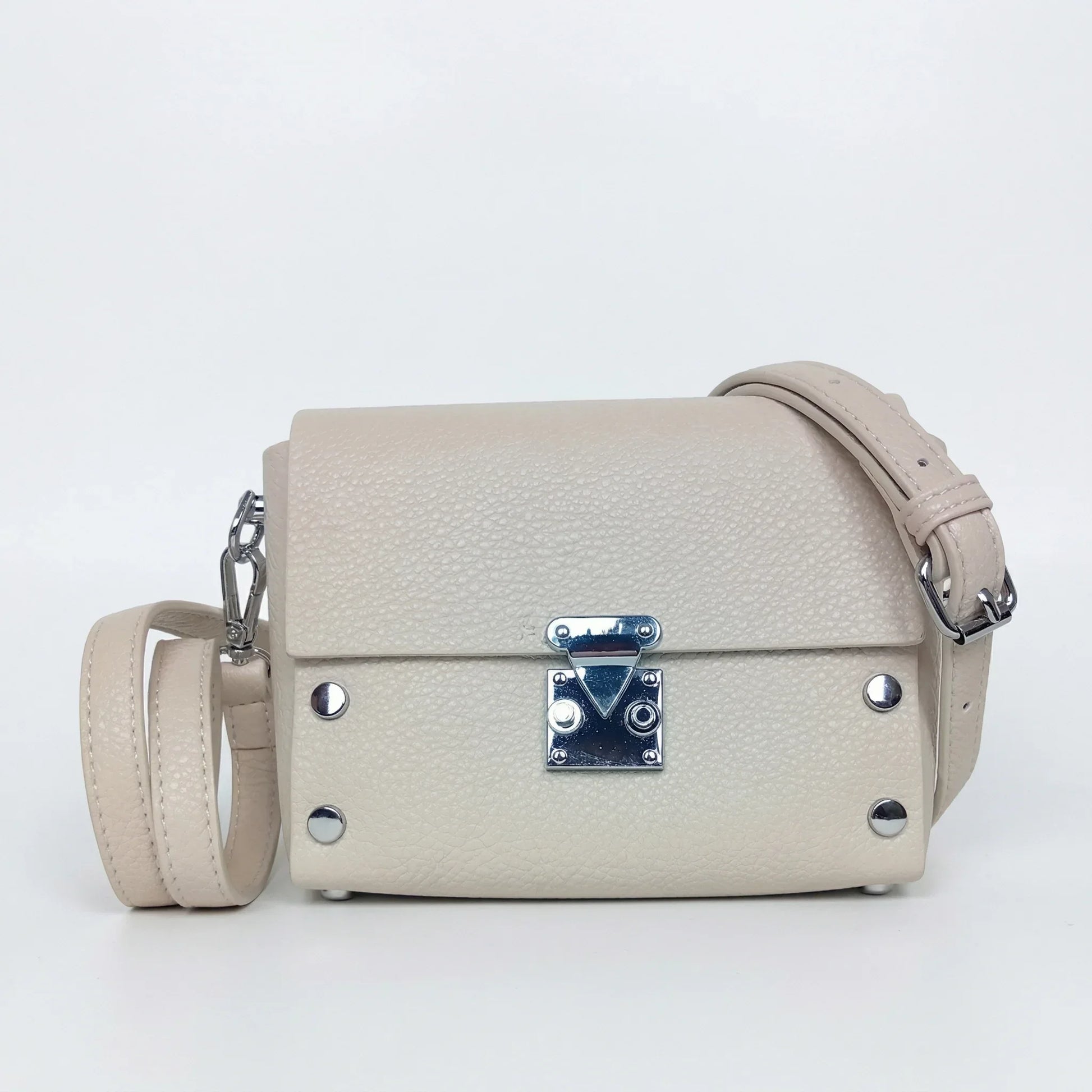Stile Donna pochette a tracolla ecopelle con finiture argento – interno e tasche