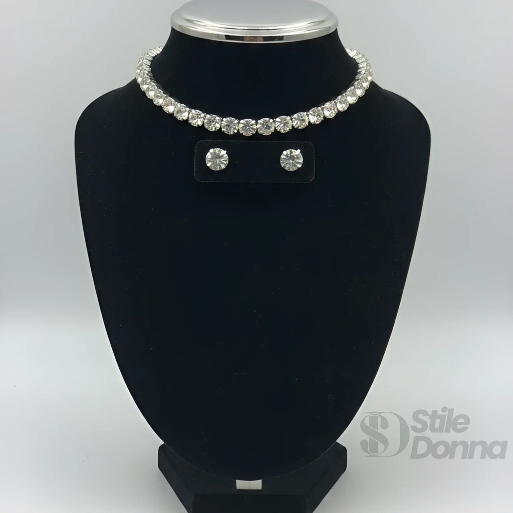 Stile Donna set collana tennis oro con orecchini a lobo pietre rotonde – dettaglio