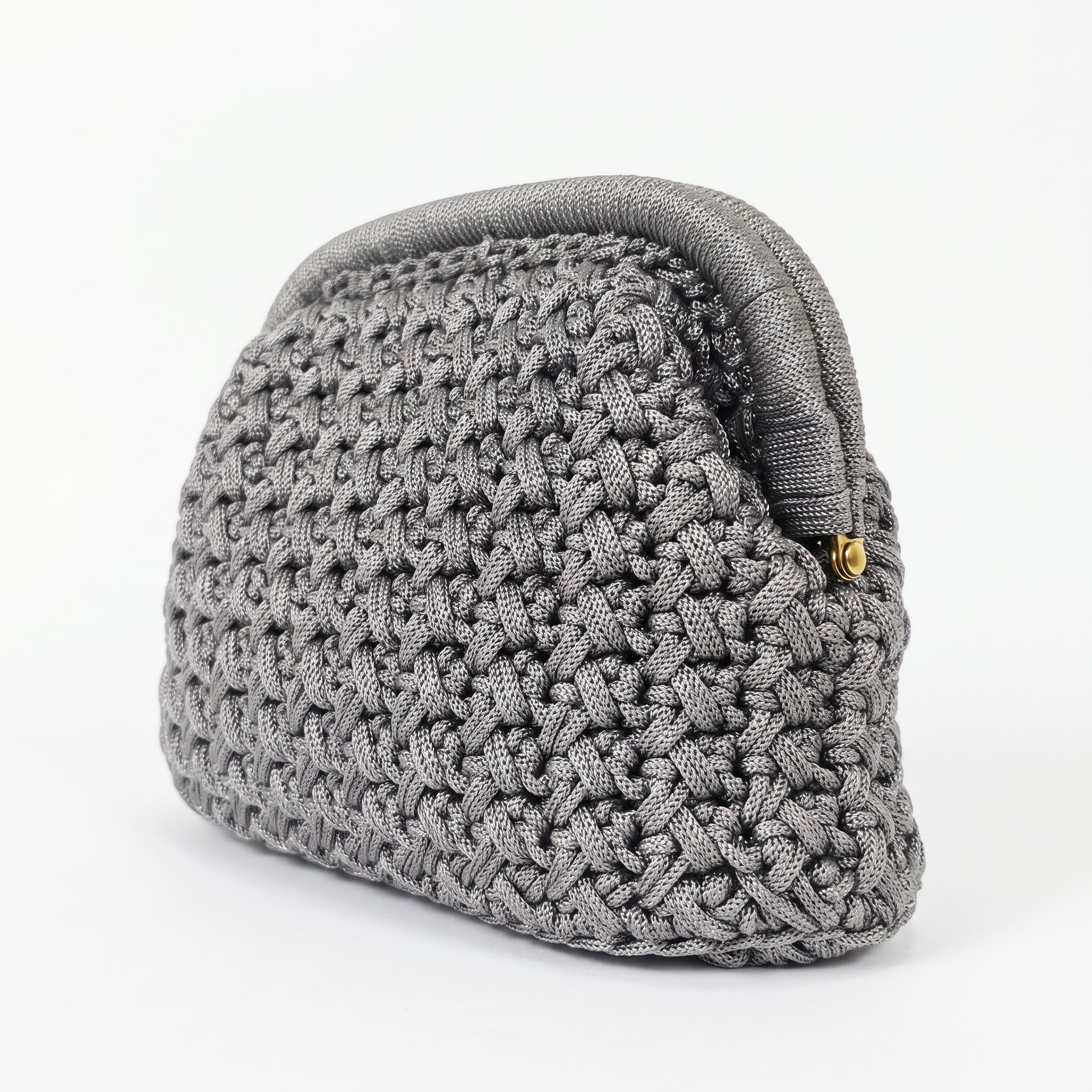 Borsa Fiorella in Crochet con Chiusura a Clip e Catena Dorata – Stile Donna - Stile Donna Bags
