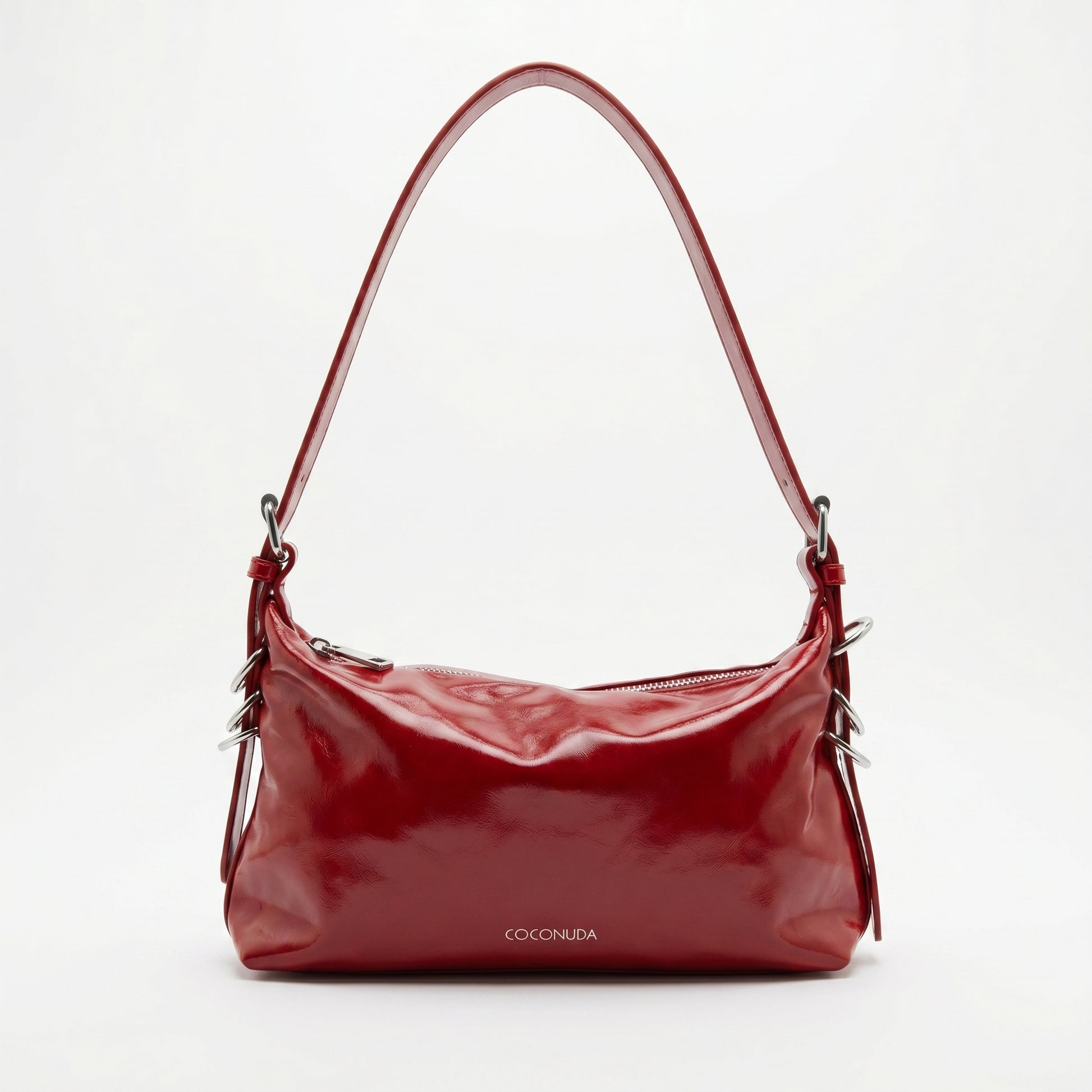 Borsa a tracolla Coconuda in pelle verniciata rossa con catena argentata by Stile Donna Bags