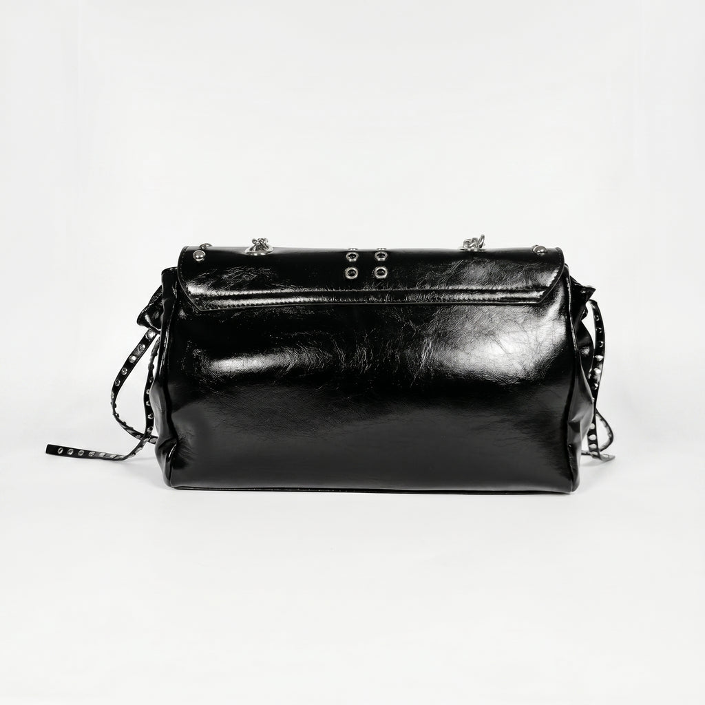 Rock Star borsa a patta ecopelle borchie argentate tracolla a catena – vista 6